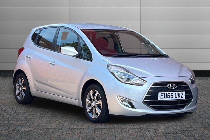 2016 HYUNDAI IX20