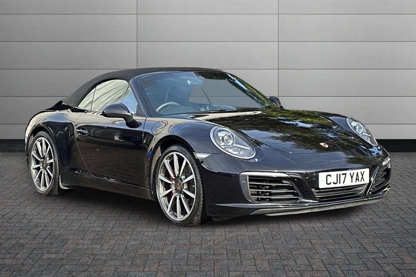 2017 PORSCHE 911
