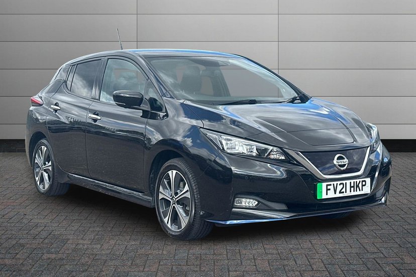 Nissan Leaf listing photo