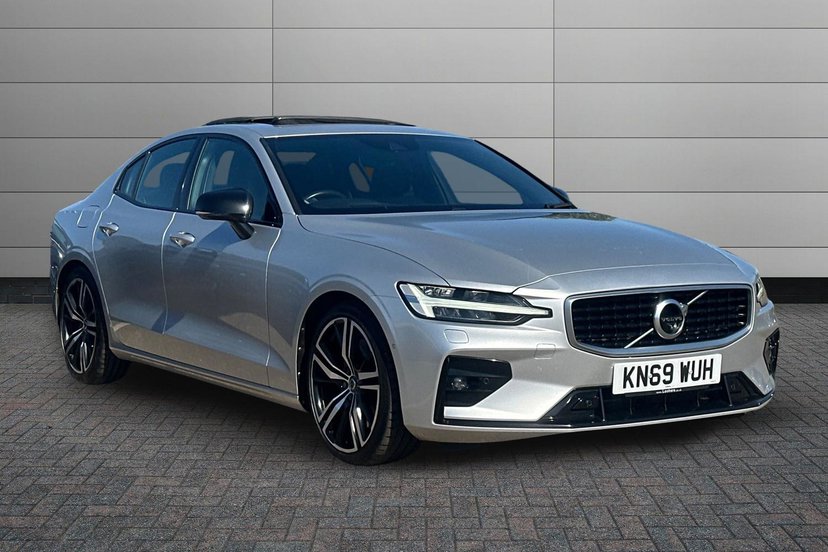 2019 VOLVO S60