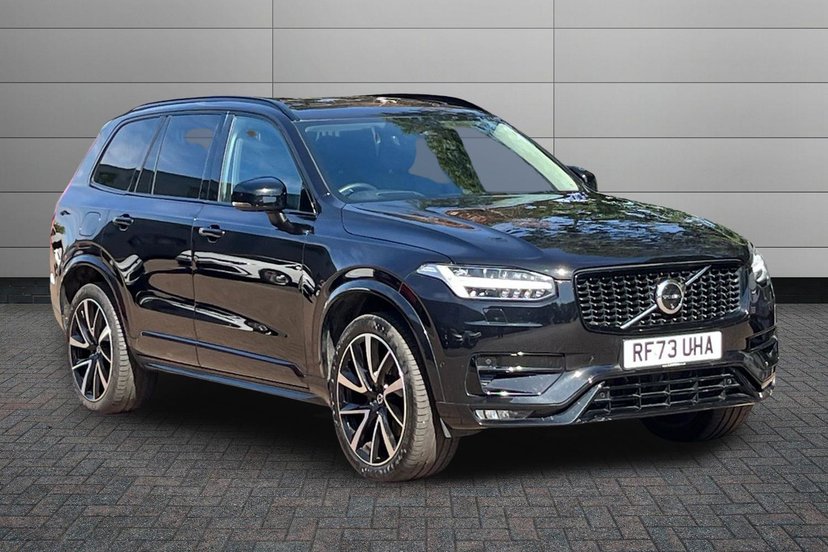 Volvo XC90 listing photo