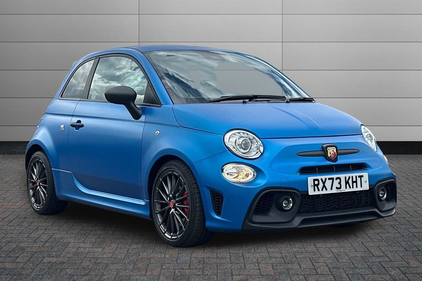 Abarth 695 listing photo