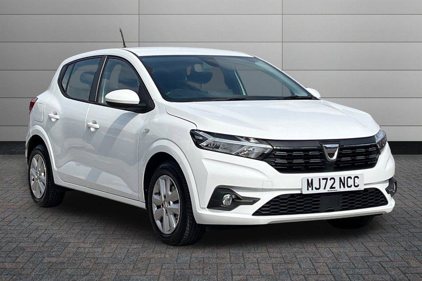 Dacia Sandero listing photo