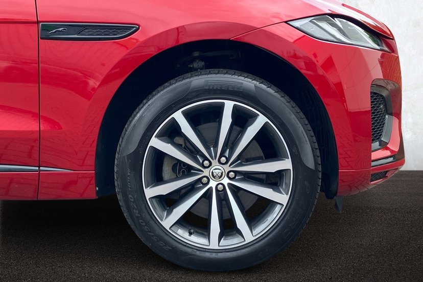 2023 Jaguar F-PACE thumbnail 9