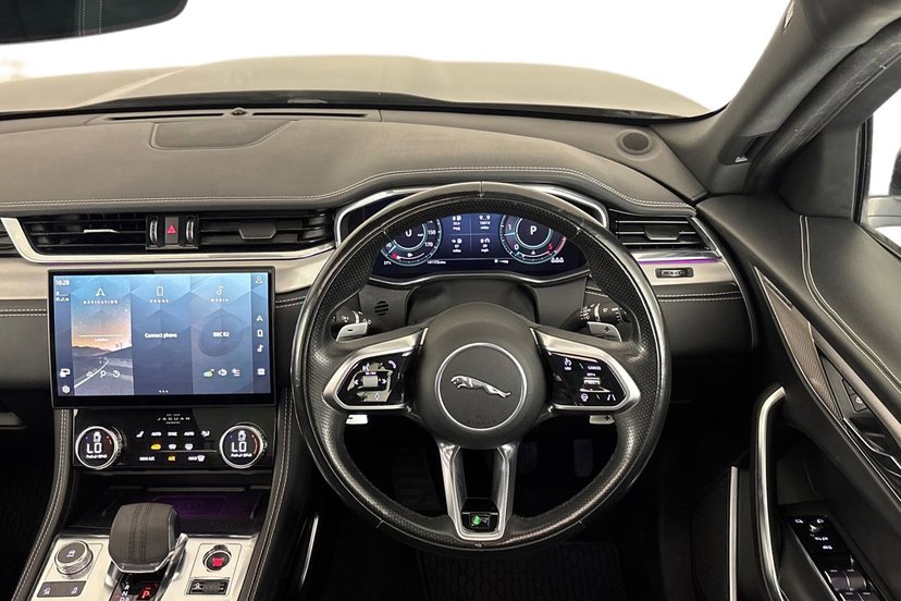 2021 Jaguar F-PACE thumbnail 16