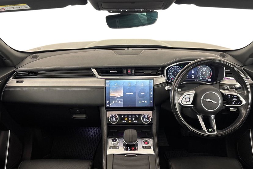 2021 Jaguar F-PACE thumbnail 10