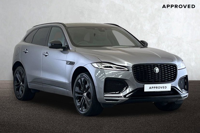 Jaguar F-PACE listing photo