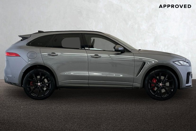 2019 Jaguar F-PACE thumbnail 6