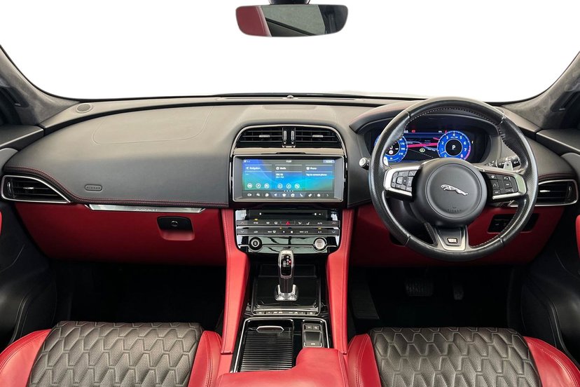 2019 Jaguar F-PACE thumbnail 10