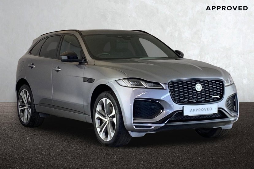 Jaguar F-PACE listing photo