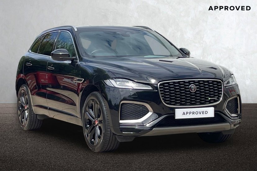 Jaguar F-PACE listing photo