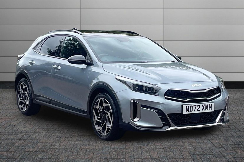 Kia Xceed listing photo