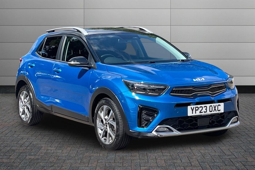 Kia Stonic listing photo