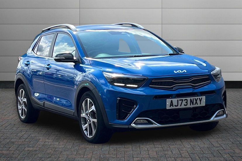 Kia Stonic listing photo
