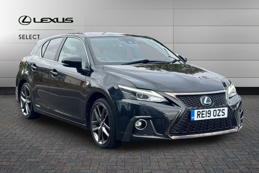 Lexus Ct listing photo