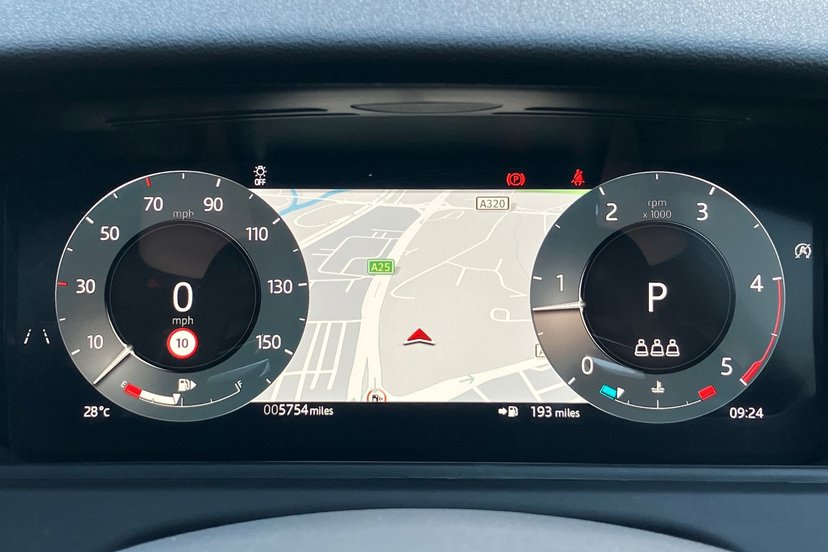 2025 Land Rover Range Rover Velar thumbnail 17