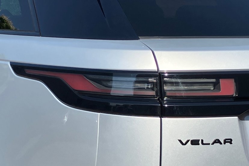 2025 Land Rover Range Rover Velar thumbnail 20