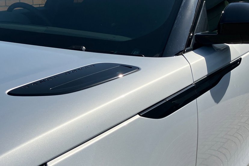 2025 Land Rover Range Rover Velar thumbnail 21