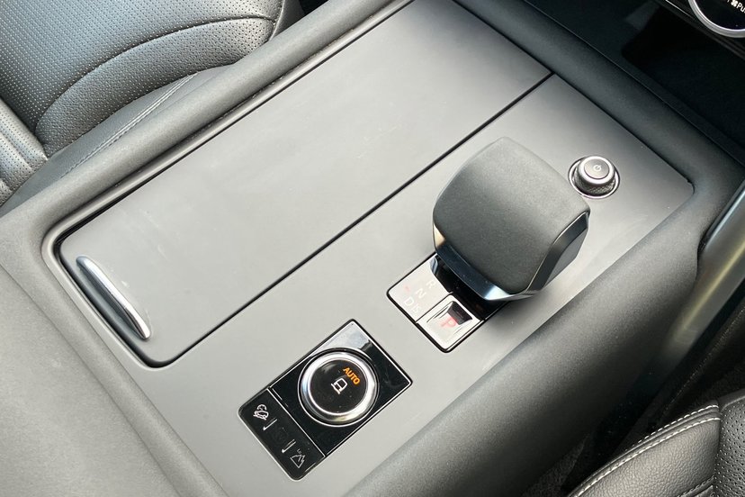 2023 Land Rover Discovery thumbnail 14