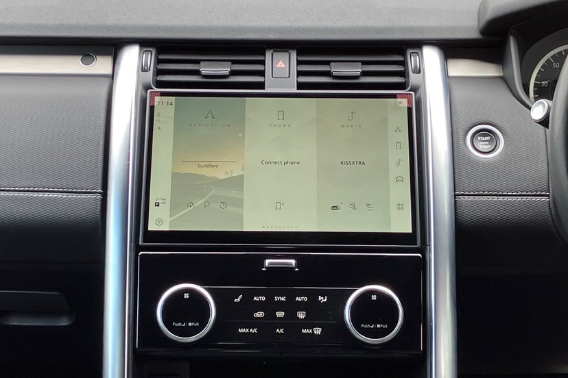 2023 Land Rover Discovery thumbnail 15