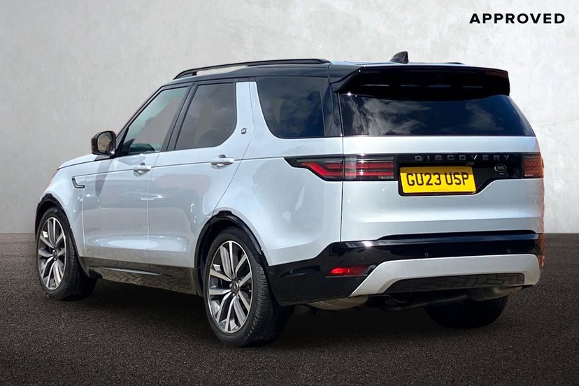 2023 Land Rover Discovery thumbnail 3