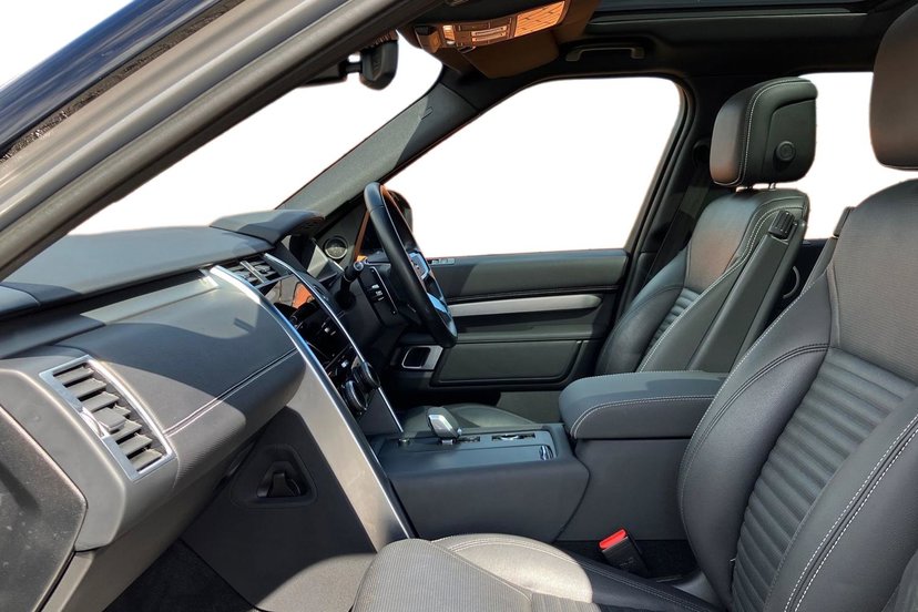 2023 Land Rover Discovery thumbnail 4