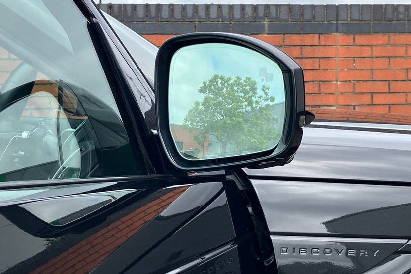 2022 Land Rover Discovery thumbnail 22
