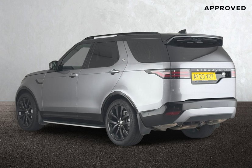 2023 Land Rover Discovery thumbnail 3