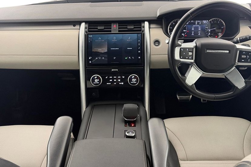 2023 Land Rover Discovery thumbnail 10