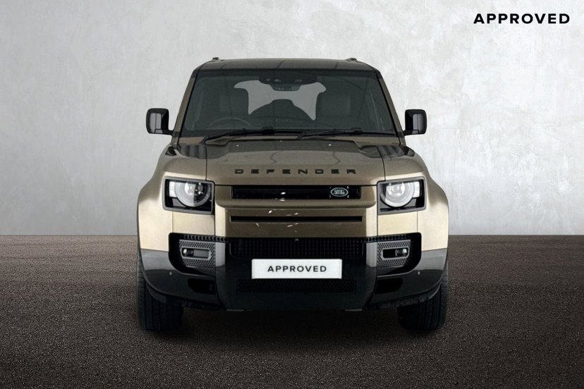 2025 Land Rover Defender thumbnail 8