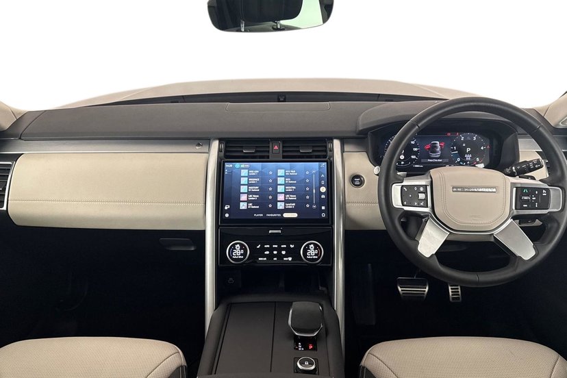 2024 Land Rover Discovery thumbnail 10