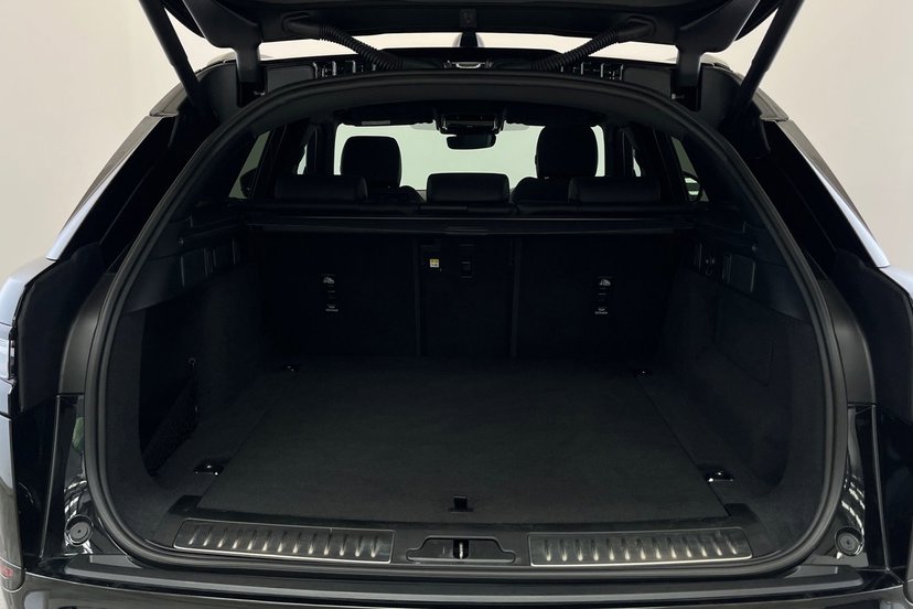2026 Land Rover Range Rover Velar thumbnail 11
