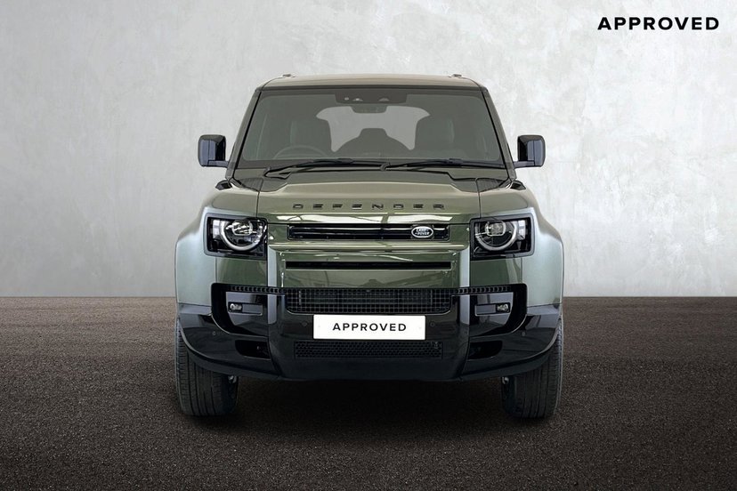 2026 Land Rover Defender thumbnail 8