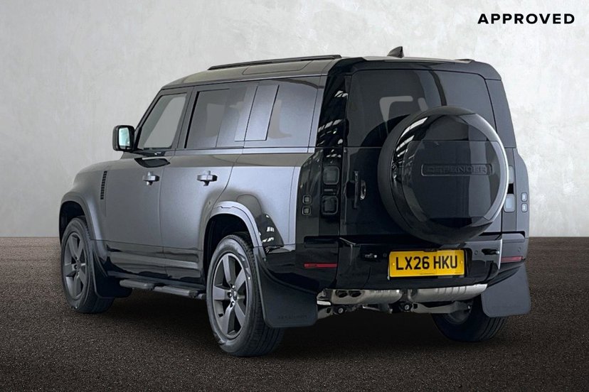 2026 Land Rover Defender thumbnail 3