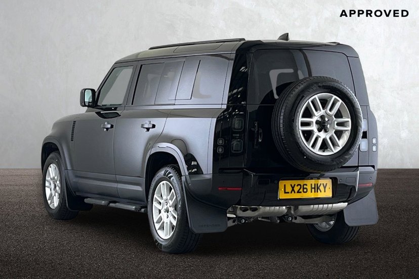 2026 Land Rover Defender thumbnail 3