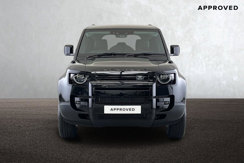 2026 Land Rover Defender thumbnail 8