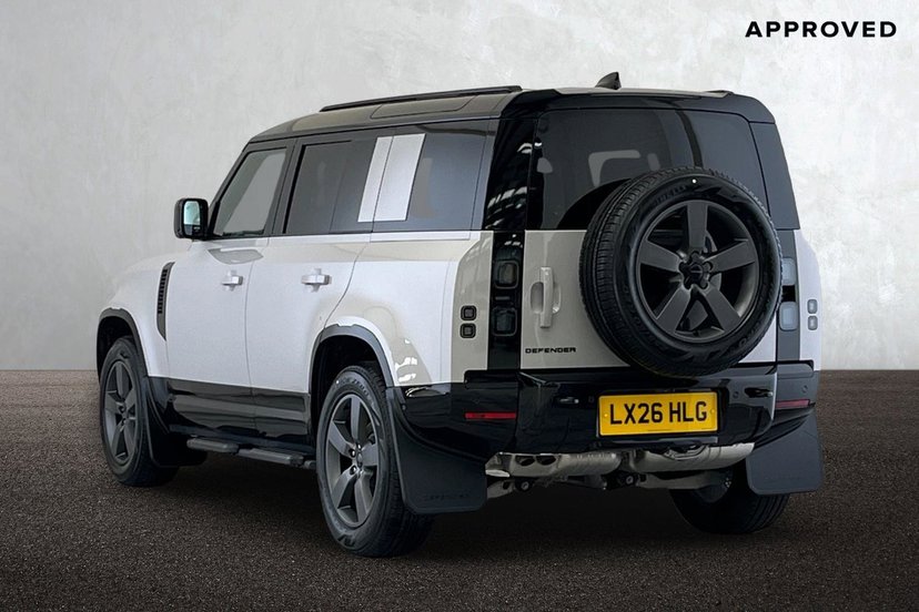 2026 Land Rover Defender thumbnail 3
