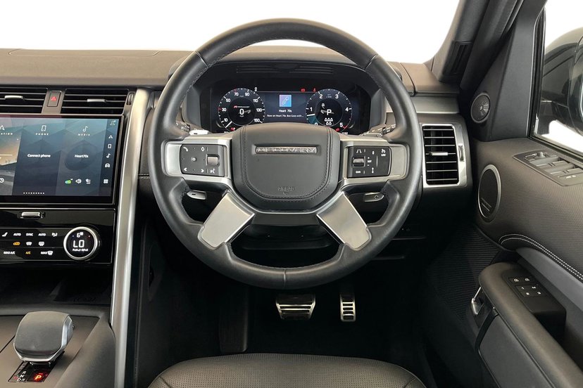 2023 Land Rover Discovery thumbnail 16