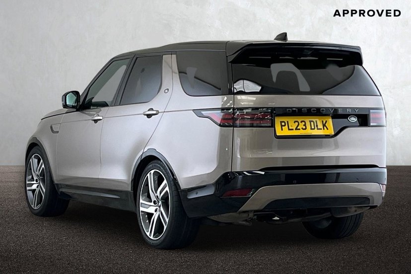 2023 Land Rover Discovery thumbnail 3