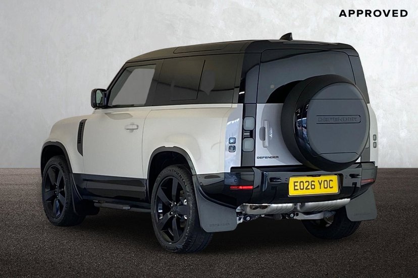 2026 Land Rover Defender thumbnail 3