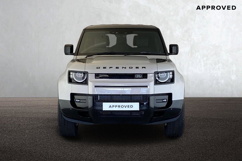 2026 Land Rover Defender thumbnail 8