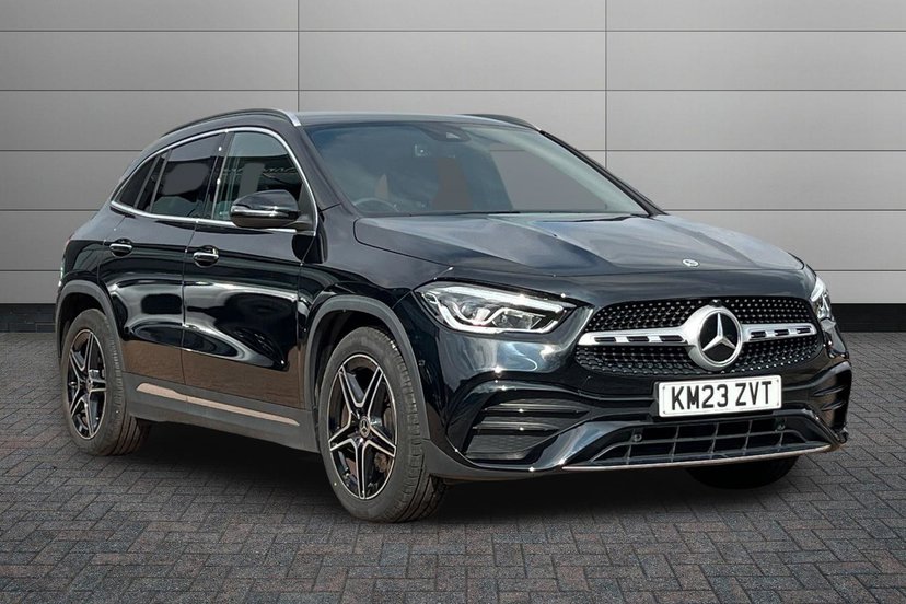 Mercedes-Benz GLA listing photo