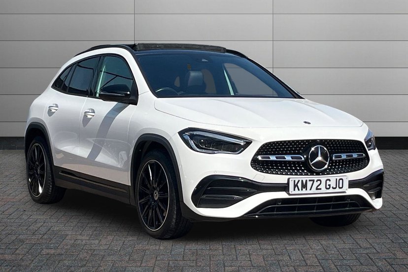 Mercedes-Benz GLA listing photo