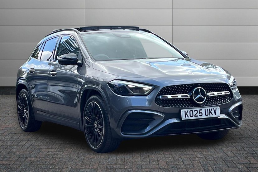 Mercedes-Benz GLA listing photo