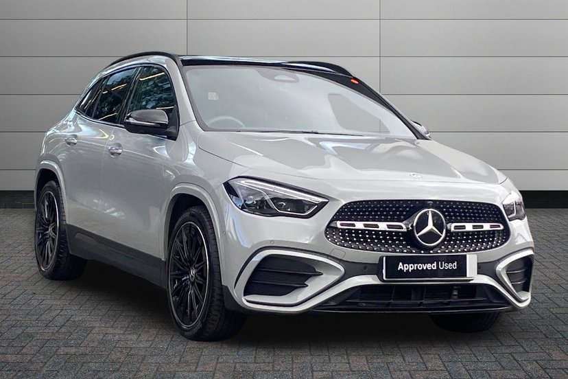 Mercedes-Benz GLA listing photo