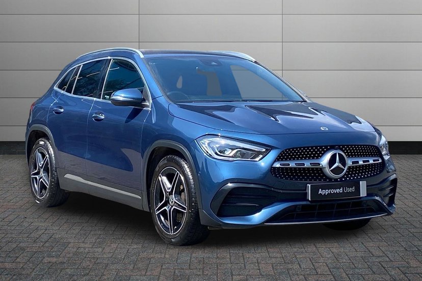 Mercedes-Benz GLA listing photo