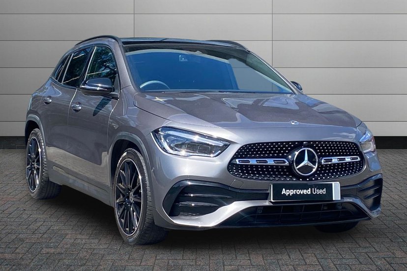 Mercedes-Benz GLA listing photo