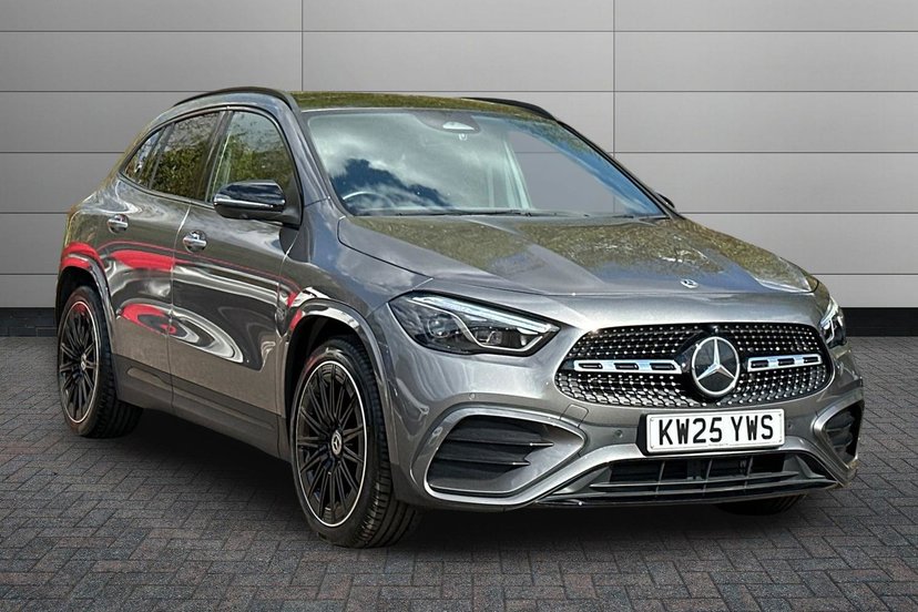 Mercedes-Benz GLA listing photo