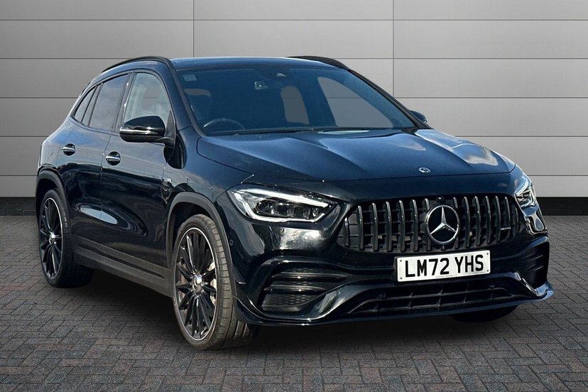 Mercedes-Benz GLA listing photo