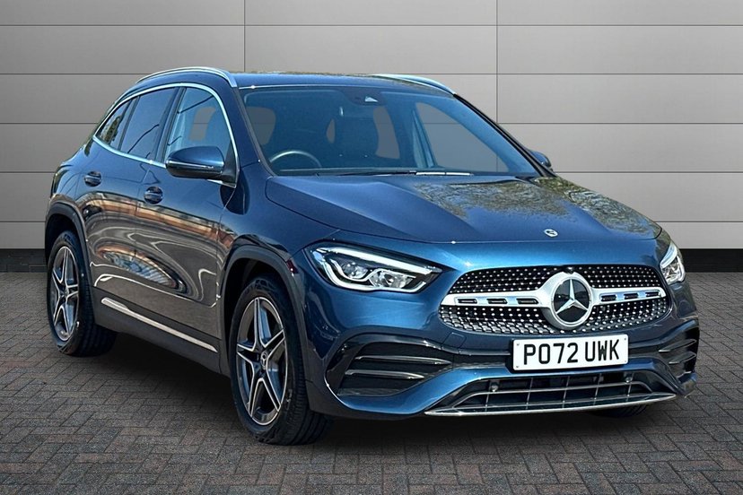 Mercedes-Benz GLA listing photo